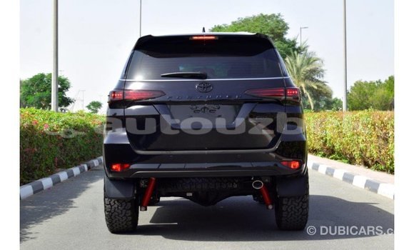 Buy Import Toyota Fortuner Black Car in Import - Dubai in Andijon Buy Import Toyota Fortuner Black Car in Import - Dubai in Andijon