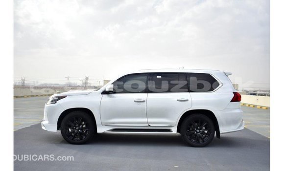 Buy Import Lexus LX White Car in Import - Dubai in Andijon Buy Import Lexus LX White Car in Import - Dubai in Andijon