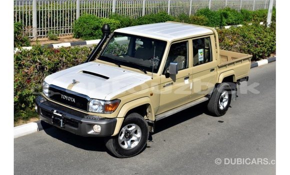 Buy Import Toyota Land Cruiser Beige Car in Import - Dubai in Andijon Buy Import Toyota Land Cruiser Beige Car in Import - Dubai in Andijon