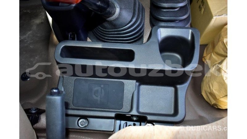 Big with watermark toyota land cruiser andijon import dubai 1869
