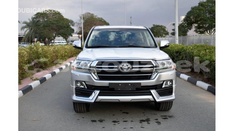 Big with watermark toyota land cruiser andijon import dubai 1879