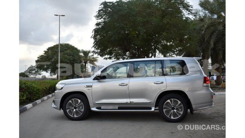 Big with watermark toyota land cruiser andijon import dubai 1879