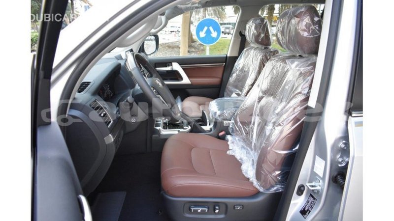 Big with watermark toyota land cruiser andijon import dubai 1879