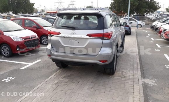 Buy Import Toyota Fortuner Other Car in Import - Dubai in Andijon Buy Import Toyota Fortuner Other Car in Import - Dubai in Andijon