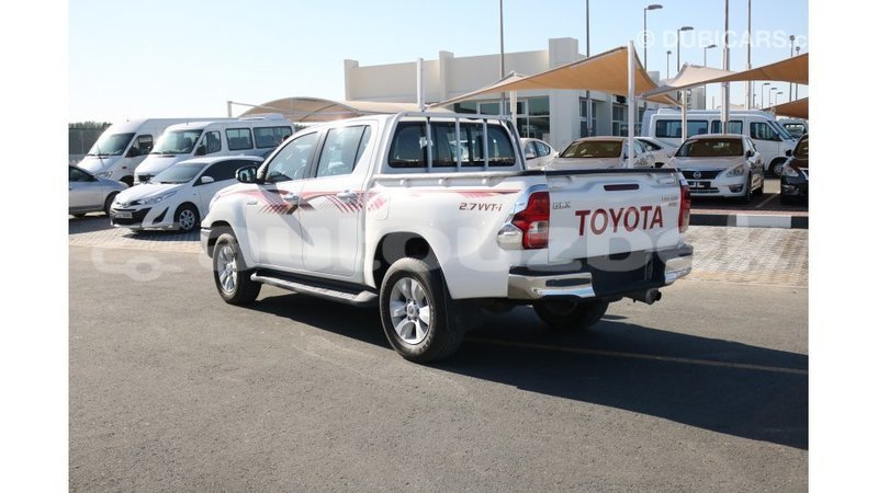 Big with watermark toyota hilux andijon import dubai 1889