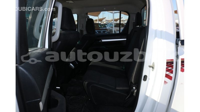 Big with watermark toyota hilux andijon import dubai 1889