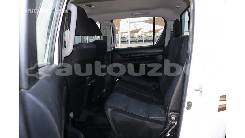 Big with watermark toyota hilux andijon import dubai 1891
