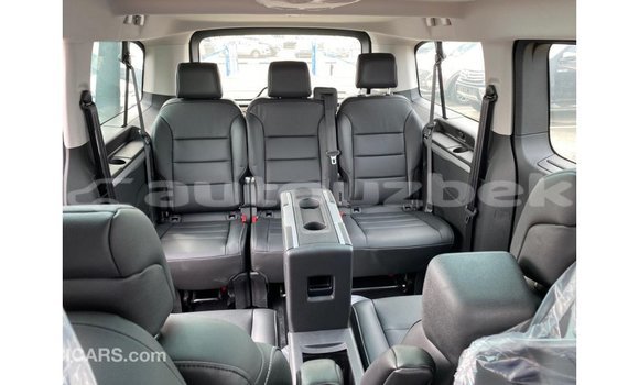 Buy Import Peugeot Traveller Black Car in Import - Dubai in Andijon Buy Import Peugeot Traveller Black Car in Import - Dubai in Andijon