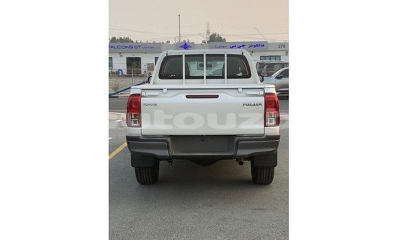 Buy Import Toyota Hilux White Car in Import - Dubai in Andijon Buy Import Toyota Hilux White Car in Import - Dubai in Andijon