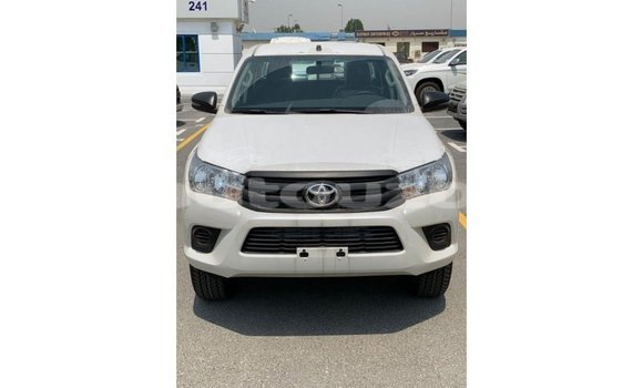 Buy Import Toyota Hilux White Car in Import - Dubai in Andijon Buy Import Toyota Hilux White Car in Import - Dubai in Andijon