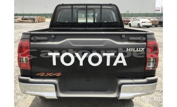 Buy Import Toyota Hilux Black Car in Import - Dubai in Andijon Buy Import Toyota Hilux Black Car in Import - Dubai in Andijon