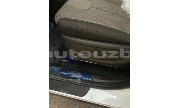 Buy Import Hyundai Santa Fe White Car in Import - Dubai in Andijon Buy Import Hyundai Santa Fe White Car in Import - Dubai in Andijon