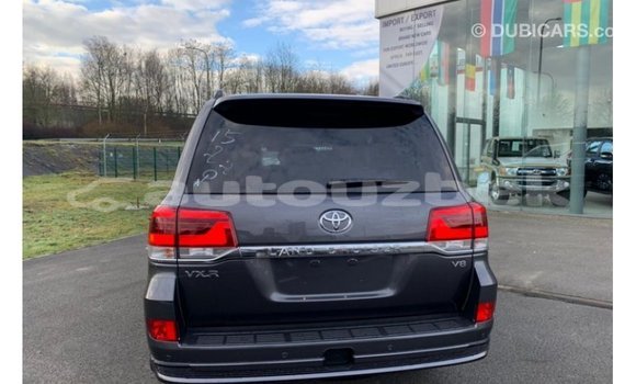 Buy Import Toyota Land Cruiser Other Car in Import - Dubai in Andijon Buy Import Toyota Land Cruiser Other Car in Import - Dubai in Andijon