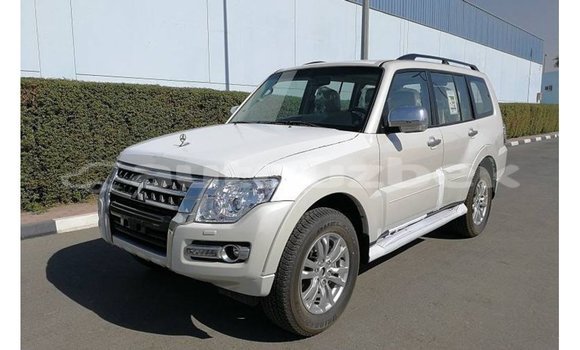 Buy Import Mitsubishi Pajero White Car in Import - Dubai in Andijon Buy Import Mitsubishi Pajero White Car in Import - Dubai in Andijon