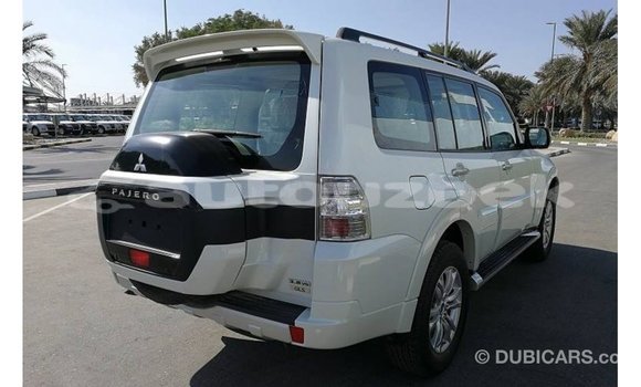 Buy Import Mitsubishi Pajero White Car in Import - Dubai in Andijon Buy Import Mitsubishi Pajero White Car in Import - Dubai in Andijon