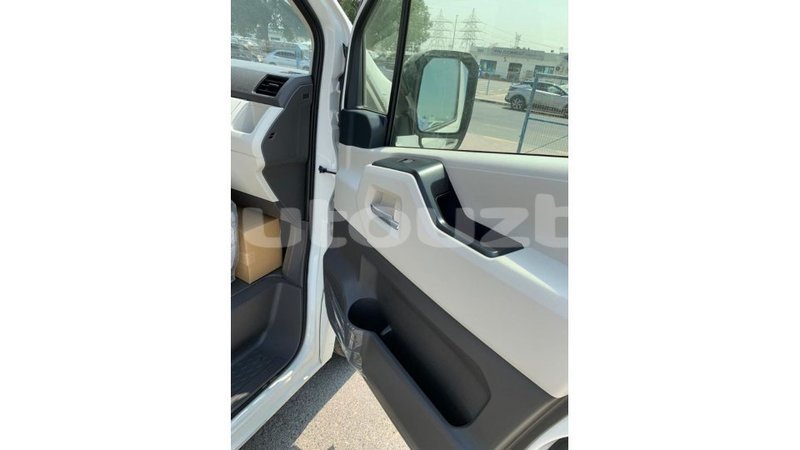 Big with watermark toyota hiace andijon import dubai 1915