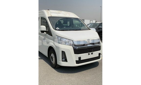 Buy Import Toyota Hiace White Car in Import - Dubai in Andijon Buy Import Toyota Hiace White Car in Import - Dubai in Andijon