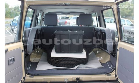 Buy Import Toyota Land Cruiser Beige Car in Import - Dubai in Andijon Buy Import Toyota Land Cruiser Beige Car in Import - Dubai in Andijon