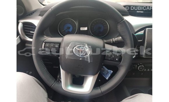 Buy Import Toyota Hilux Brown Car in Import - Dubai in Andijon Buy Import Toyota Hilux Brown Car in Import - Dubai in Andijon