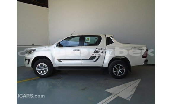 Buy Import Toyota Hilux White Car in Import - Dubai in Andijon Buy Import Toyota Hilux White Car in Import - Dubai in Andijon