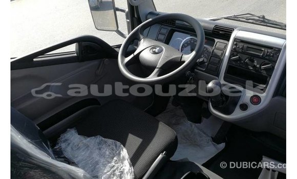 Buy Import Mitsubishi Carisma White Car in Import - Dubai in Andijon Buy Import Mitsubishi Carisma White Car in Import - Dubai in Andijon