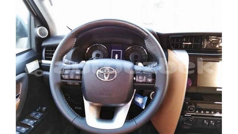 Big with watermark toyota fortuner andijon import dubai 1927