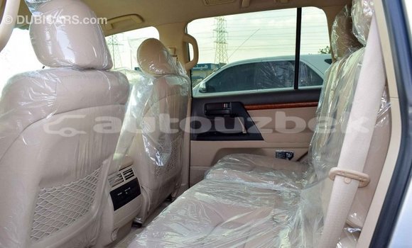 Buy Import Toyota Land Cruiser Other Car in Import - Dubai in Andijon Buy Import Toyota Land Cruiser Other Car in Import - Dubai in Andijon