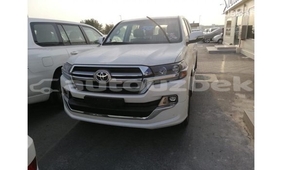 Buy Import Toyota Land Cruiser White Car in Import - Dubai in Andijon Buy Import Toyota Land Cruiser White Car in Import - Dubai in Andijon