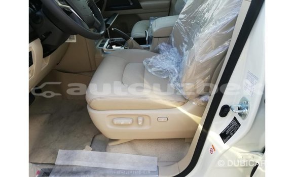 Buy Import Toyota Land Cruiser White Car in Import - Dubai in Andijon Buy Import Toyota Land Cruiser White Car in Import - Dubai in Andijon