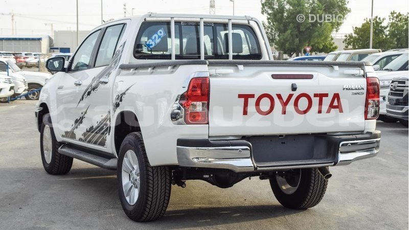 Big with watermark toyota hilux andijon import dubai 1933