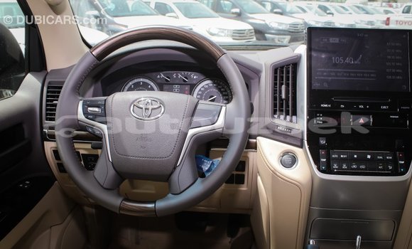 Buy Import Toyota Land Cruiser Black Car in Import - Dubai in Andijon Buy Import Toyota Land Cruiser Black Car in Import - Dubai in Andijon