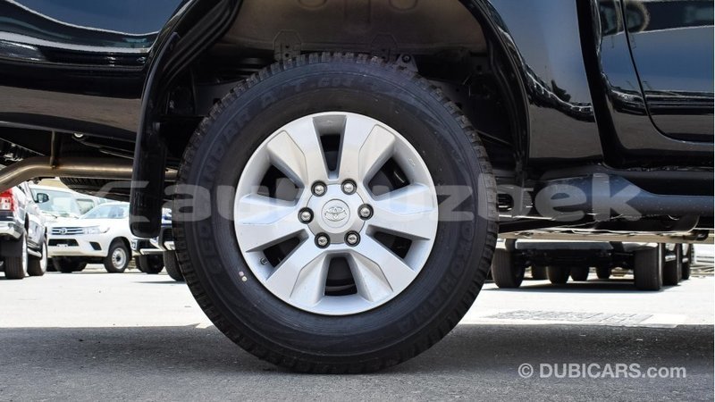 Big with watermark toyota hilux andijon import dubai 1935