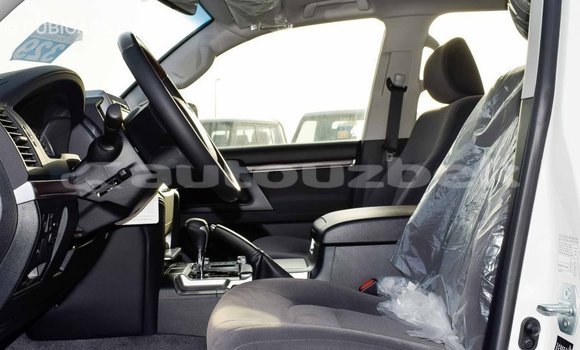 Buy Import Toyota Land Cruiser White Car in Import - Dubai in Andijon Buy Import Toyota Land Cruiser White Car in Import - Dubai in Andijon