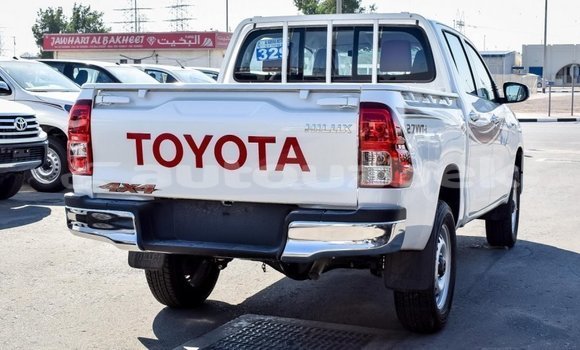 Buy Import Toyota Hilux White Car in Import - Dubai in Andijon Buy Import Toyota Hilux White Car in Import - Dubai in Andijon