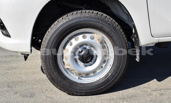 Buy Import Toyota Hilux White Car in Import - Dubai in Andijon Buy Import Toyota Hilux White Car in Import - Dubai in Andijon