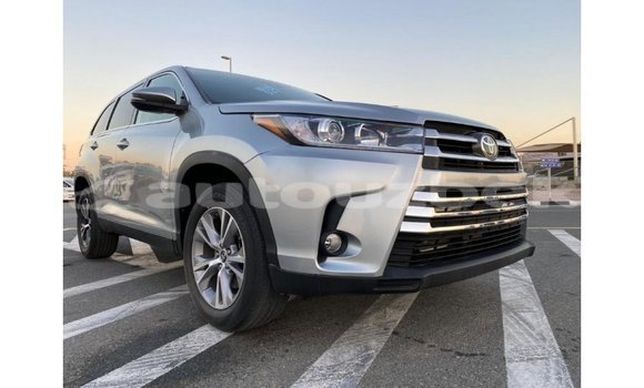 Buy Import Toyota Highlander Other Car in Import - Dubai in Andijon Buy Import Toyota Highlander Other Car in Import - Dubai in Andijon