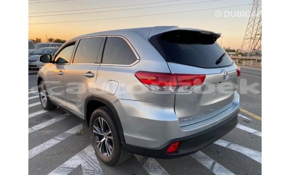 Buy Import Toyota Highlander Other Car in Import - Dubai in Andijon Buy Import Toyota Highlander Other Car in Import - Dubai in Andijon