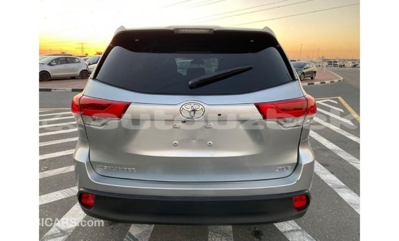 Buy Import Toyota Highlander Other Car in Import - Dubai in Andijon Buy Import Toyota Highlander Other Car in Import - Dubai in Andijon