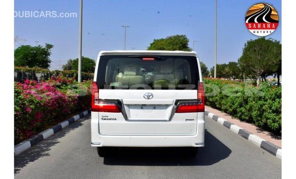 Buy Import Toyota Granvia White Car in Import - Dubai in Andijon Buy Import Toyota Granvia White Car in Import - Dubai in Andijon