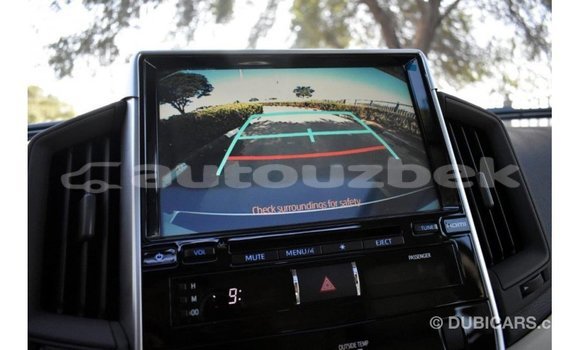 Buy Import Toyota Land Cruiser White Car in Import - Dubai in Andijon Buy Import Toyota Land Cruiser White Car in Import - Dubai in Andijon