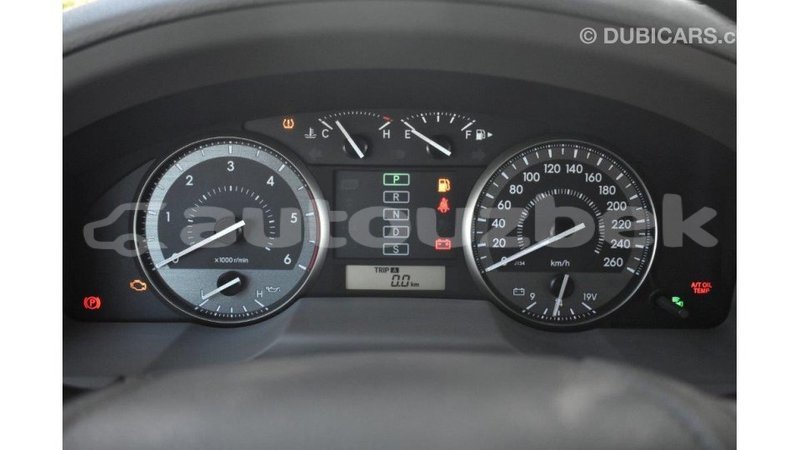 Big with watermark toyota land cruiser andijon import dubai 1951