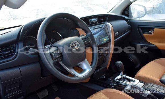 Buy Import Toyota Fortuner White Car in Import - Dubai in Andijon Buy Import Toyota Fortuner White Car in Import - Dubai in Andijon