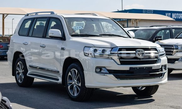 Buy Import Toyota Land Cruiser White Car in Import - Dubai in Andijon Buy Import Toyota Land Cruiser White Car in Import - Dubai in Andijon