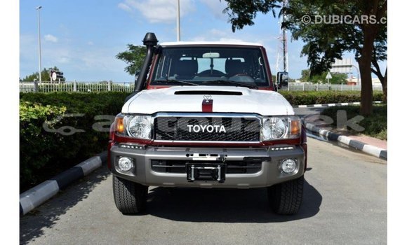 Buy Import Toyota Land Cruiser Red Car in Import - Dubai in Andijon Buy Import Toyota Land Cruiser Red Car in Import - Dubai in Andijon
