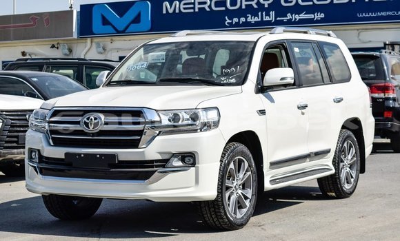 Buy Import Toyota Land Cruiser White Car in Import - Dubai in Andijon Buy Import Toyota Land Cruiser White Car in Import - Dubai in Andijon