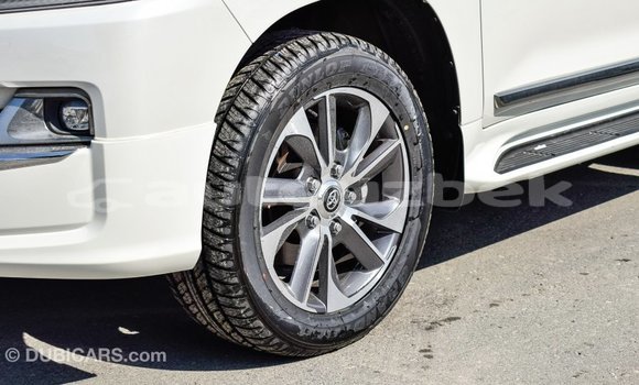Buy Import Toyota Land Cruiser White Car in Import - Dubai in Andijon Buy Import Toyota Land Cruiser White Car in Import - Dubai in Andijon