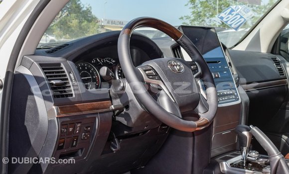 Buy Import Toyota Land Cruiser White Car in Import - Dubai in Andijon Buy Import Toyota Land Cruiser White Car in Import - Dubai in Andijon
