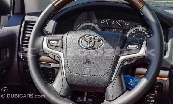 Buy Import Toyota Land Cruiser White Car in Import - Dubai in Andijon Buy Import Toyota Land Cruiser White Car in Import - Dubai in Andijon