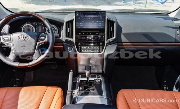 Buy Import Toyota Land Cruiser White Car in Import - Dubai in Andijon Buy Import Toyota Land Cruiser White Car in Import - Dubai in Andijon