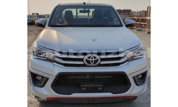 Buy Import Toyota Hilux White Car in Import - Dubai in Andijon Buy Import Toyota Hilux White Car in Import - Dubai in Andijon